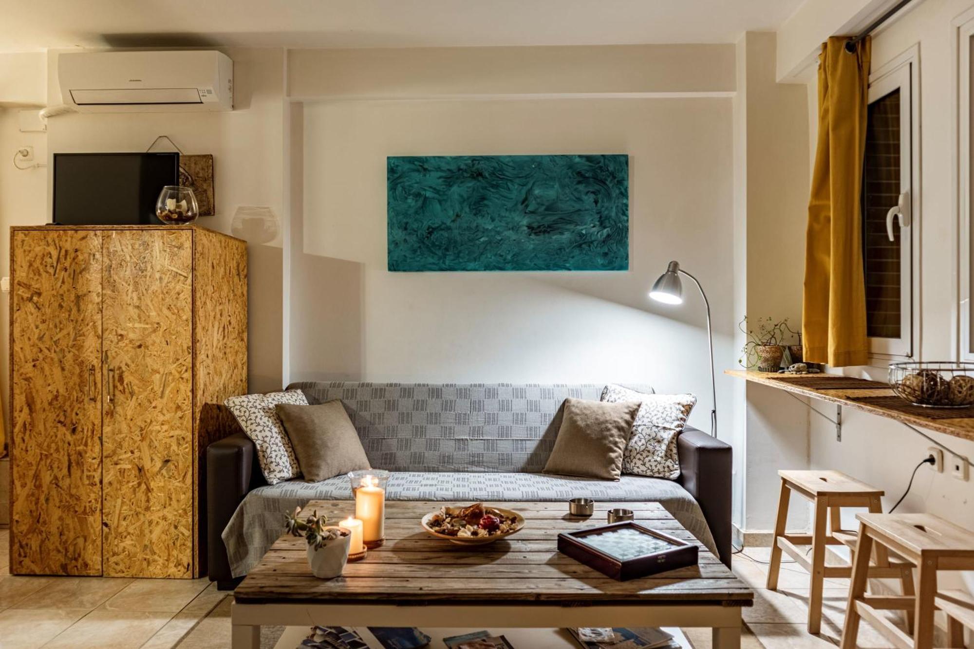 Downtown Central Suite With Private Parking กาลามาตา ภายนอก รูปภาพ