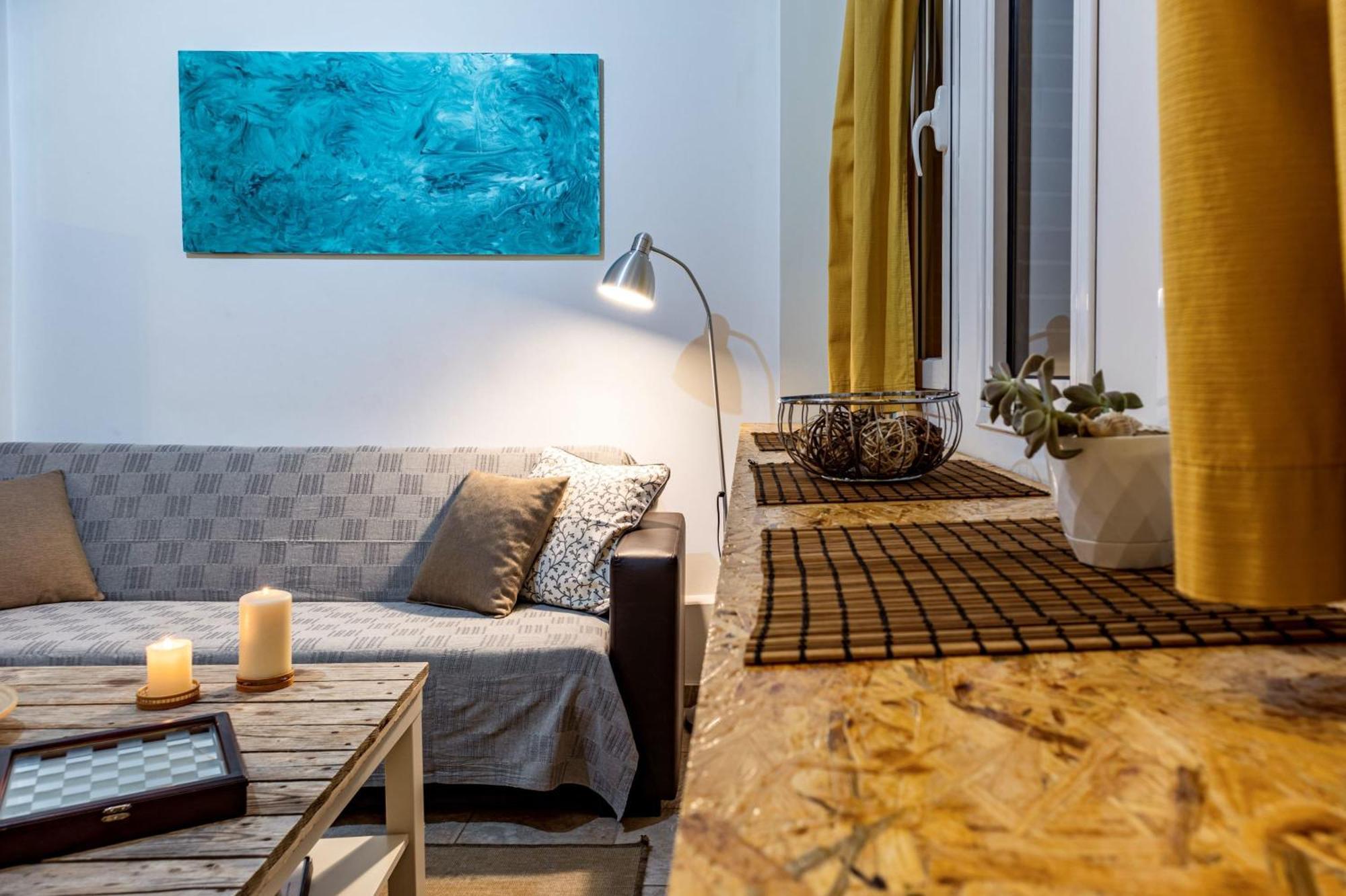 Downtown Central Suite With Private Parking กาลามาตา ภายนอก รูปภาพ